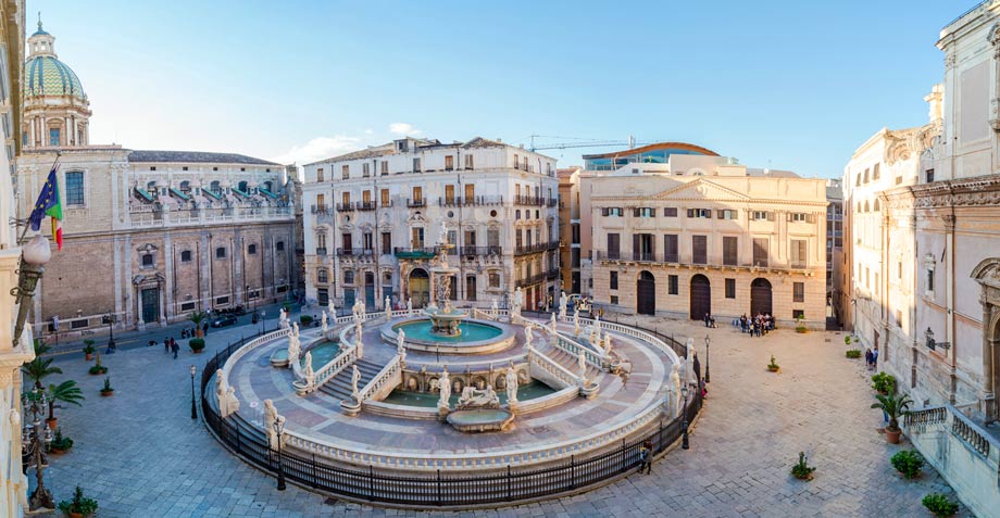 Palermo,-Piazza-Pretoia